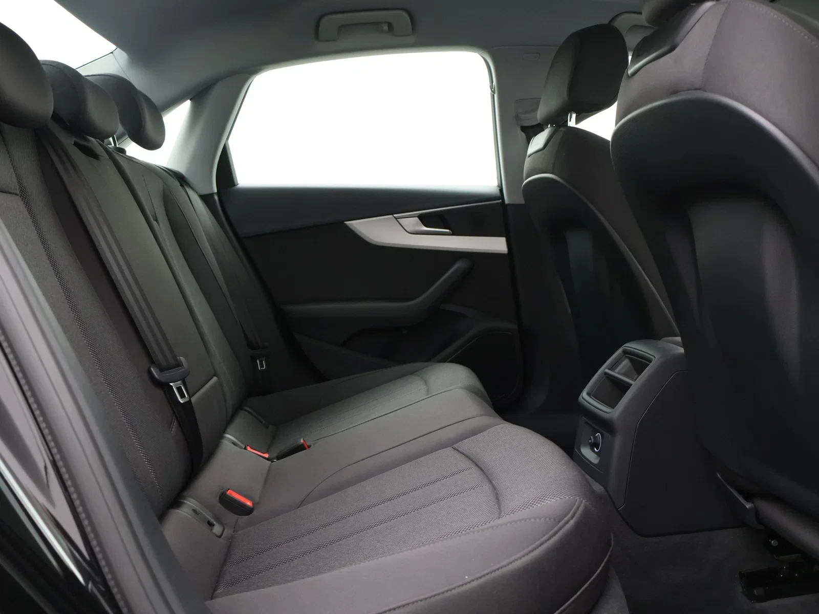 Audi A4 Audi A4 Sedan 35TFSI 150PK *NAVI*BLTH*CRUISE*PDC A*...