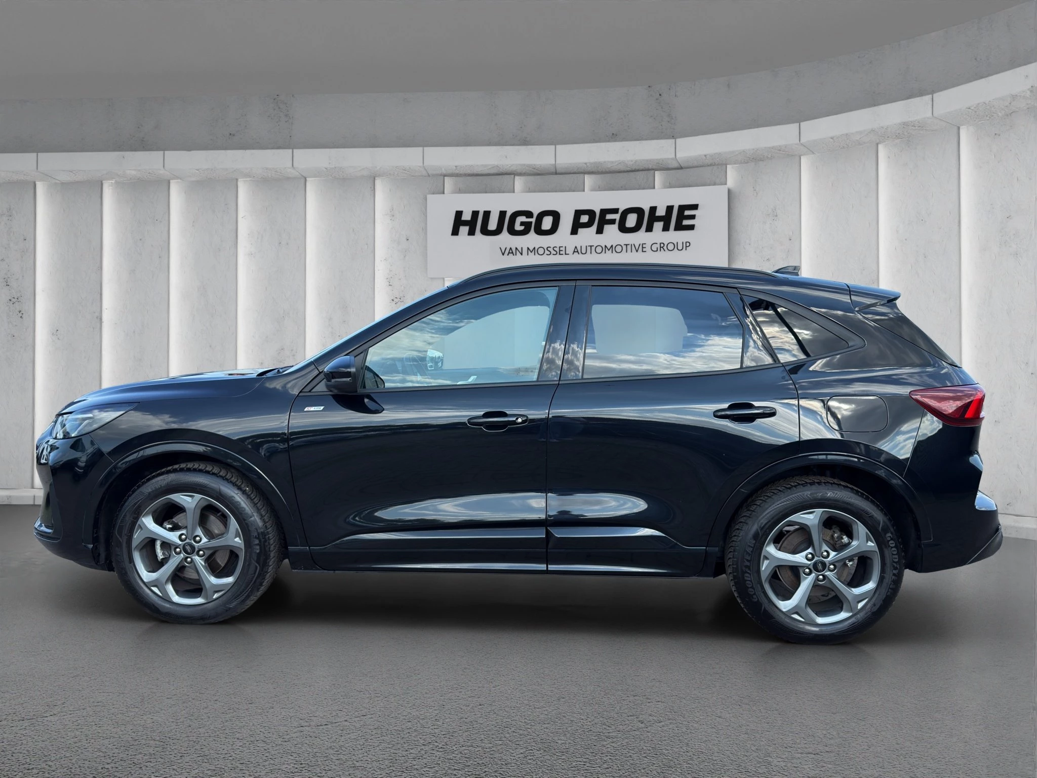Ford Kuga ST-Line Aut.*KAM*LED-MATRIX*NAVI*GRA*WINTER-PKT.