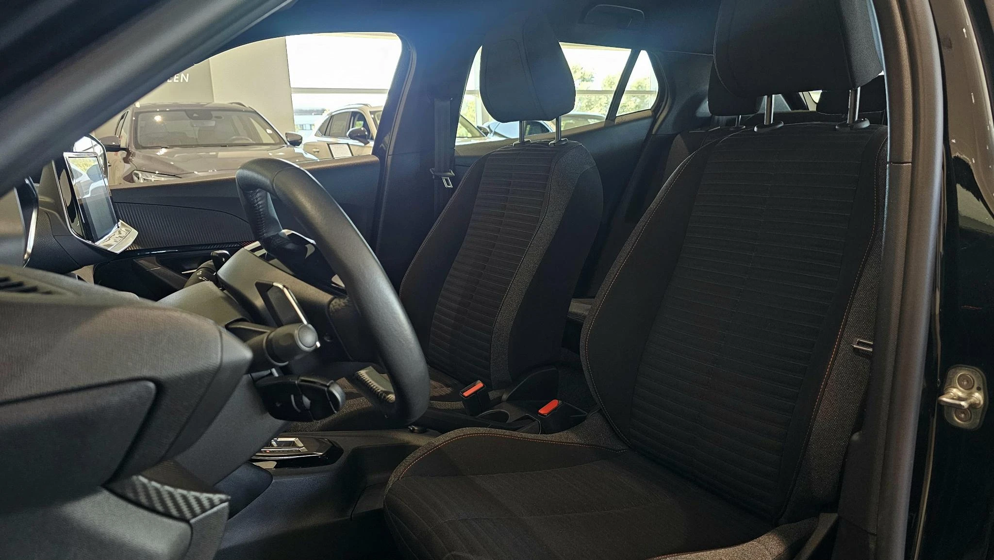 Peugeot-2008-image-21