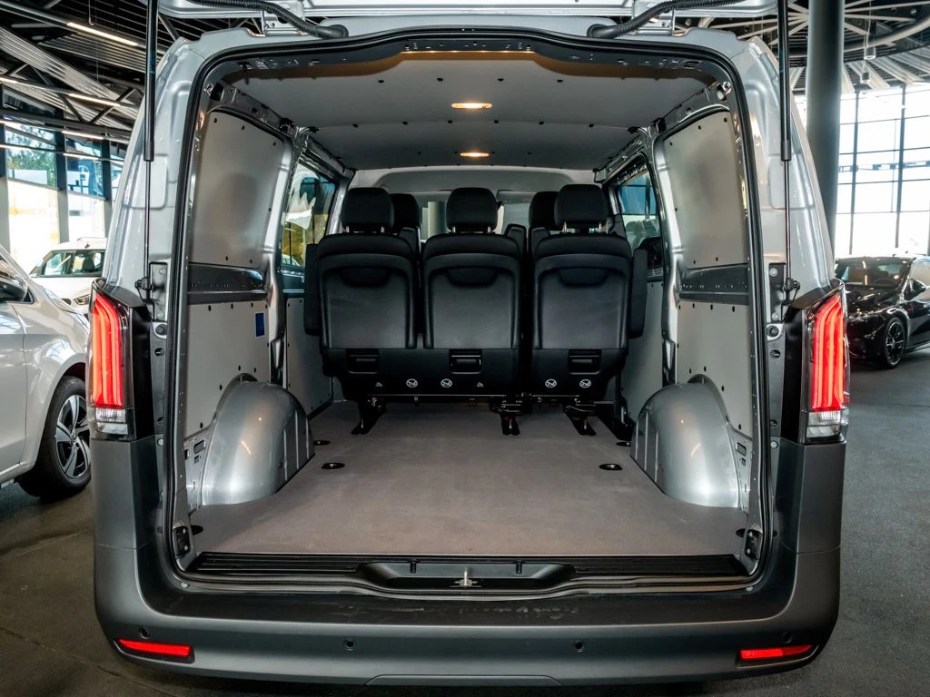 Mercedes-Benz-Vito 119 CDI-image-14