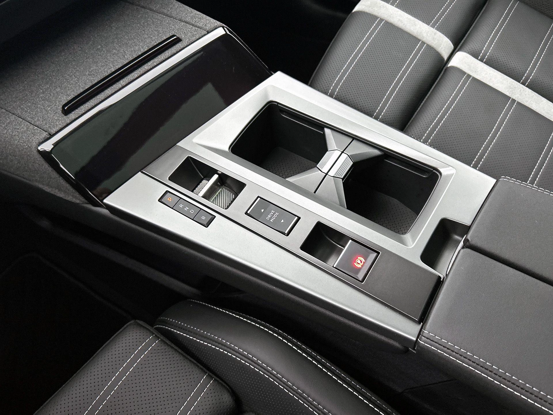 Opel-Grandland-image-35