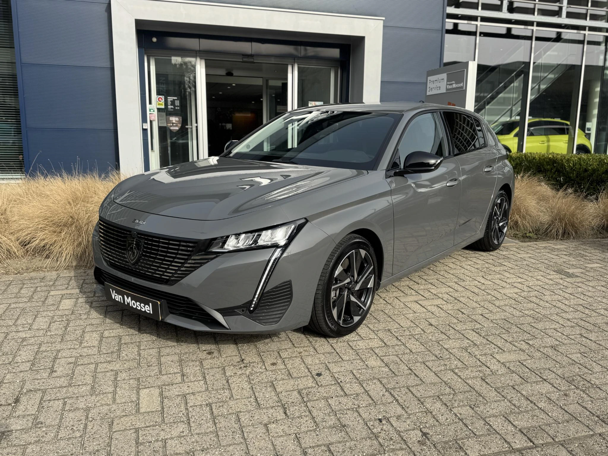 Peugeot-308-image-1