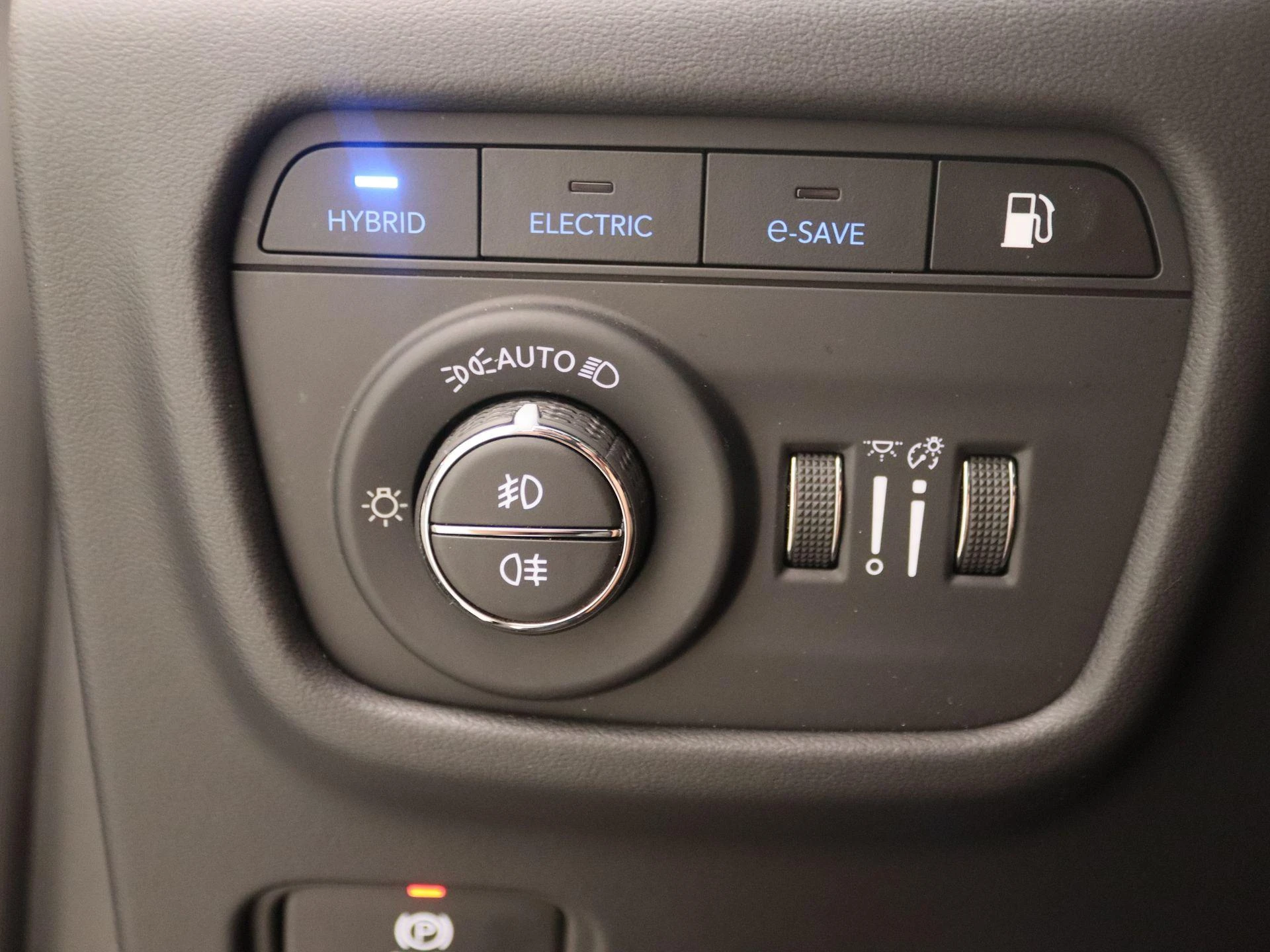Jeep-Grand Cherokee-image-22