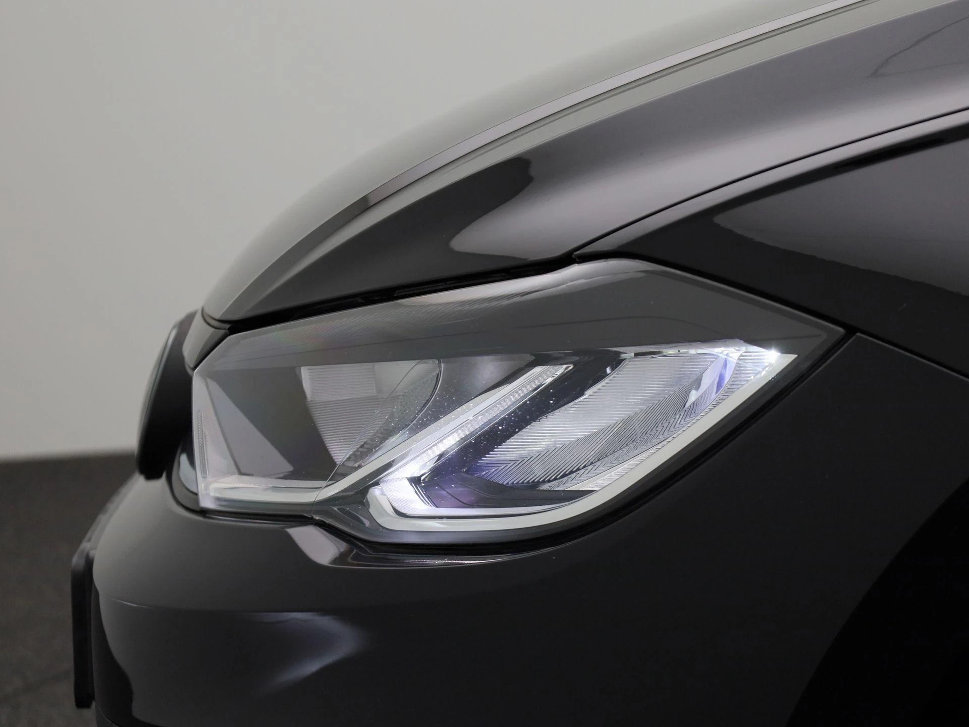 Volkswagen-Polo-image-14