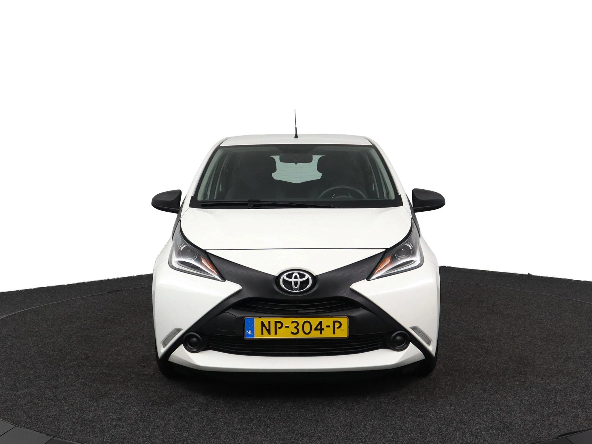 Toyota Aygo 1.0 VVT-i x-now |