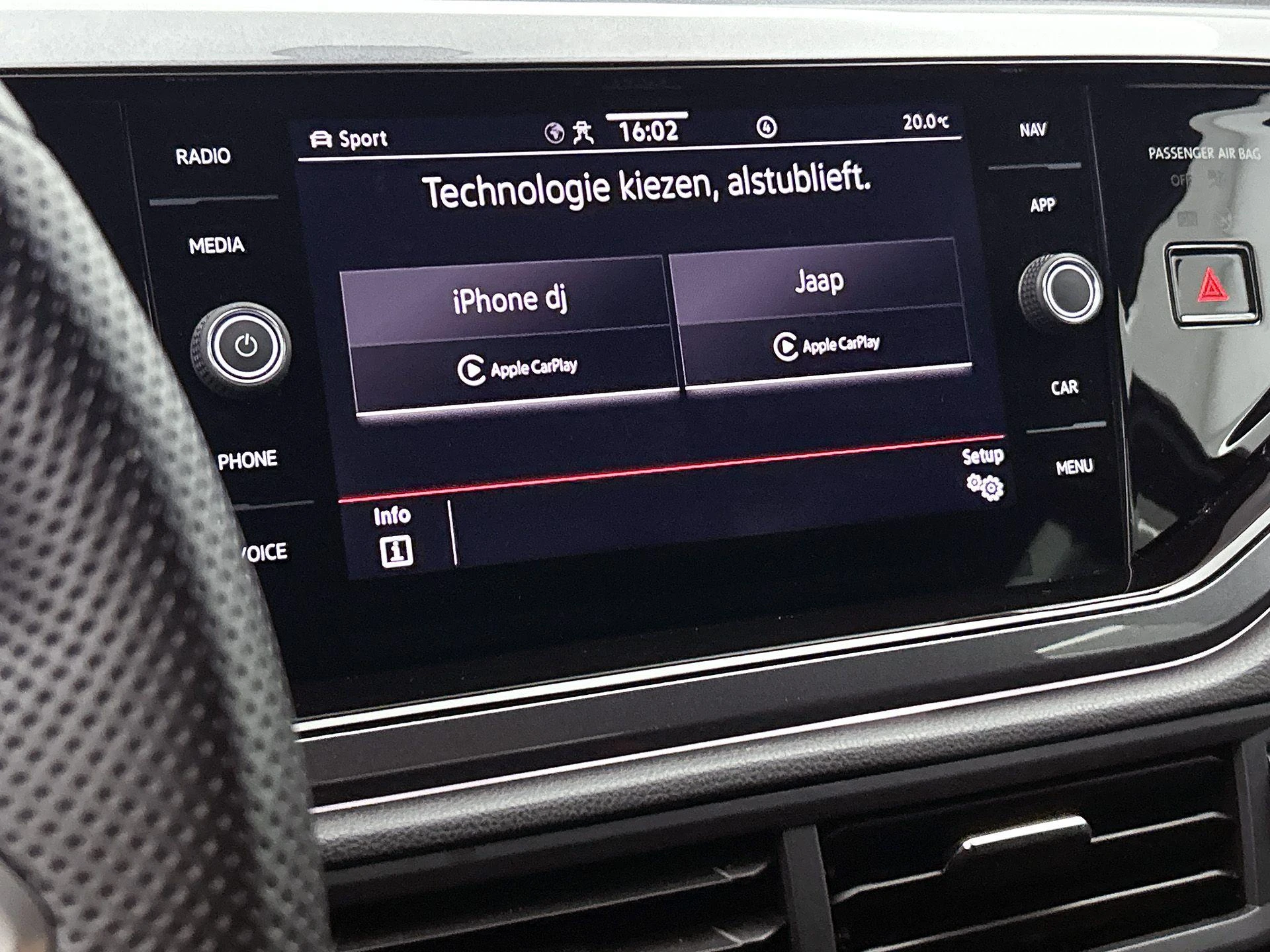 Volkswagen-Polo-image-20