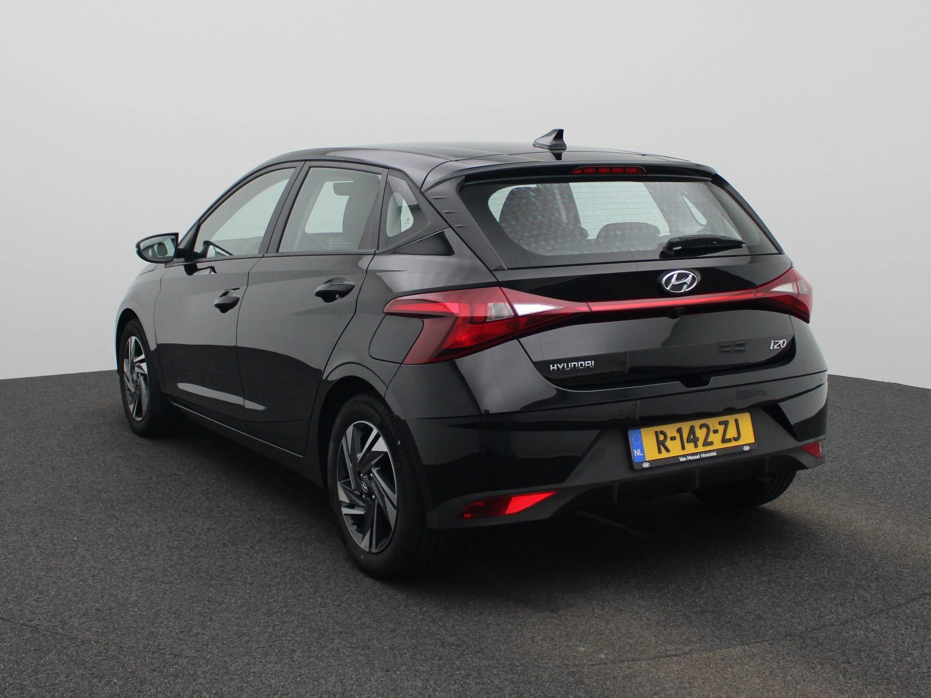 Hyundai-i20-image-1
