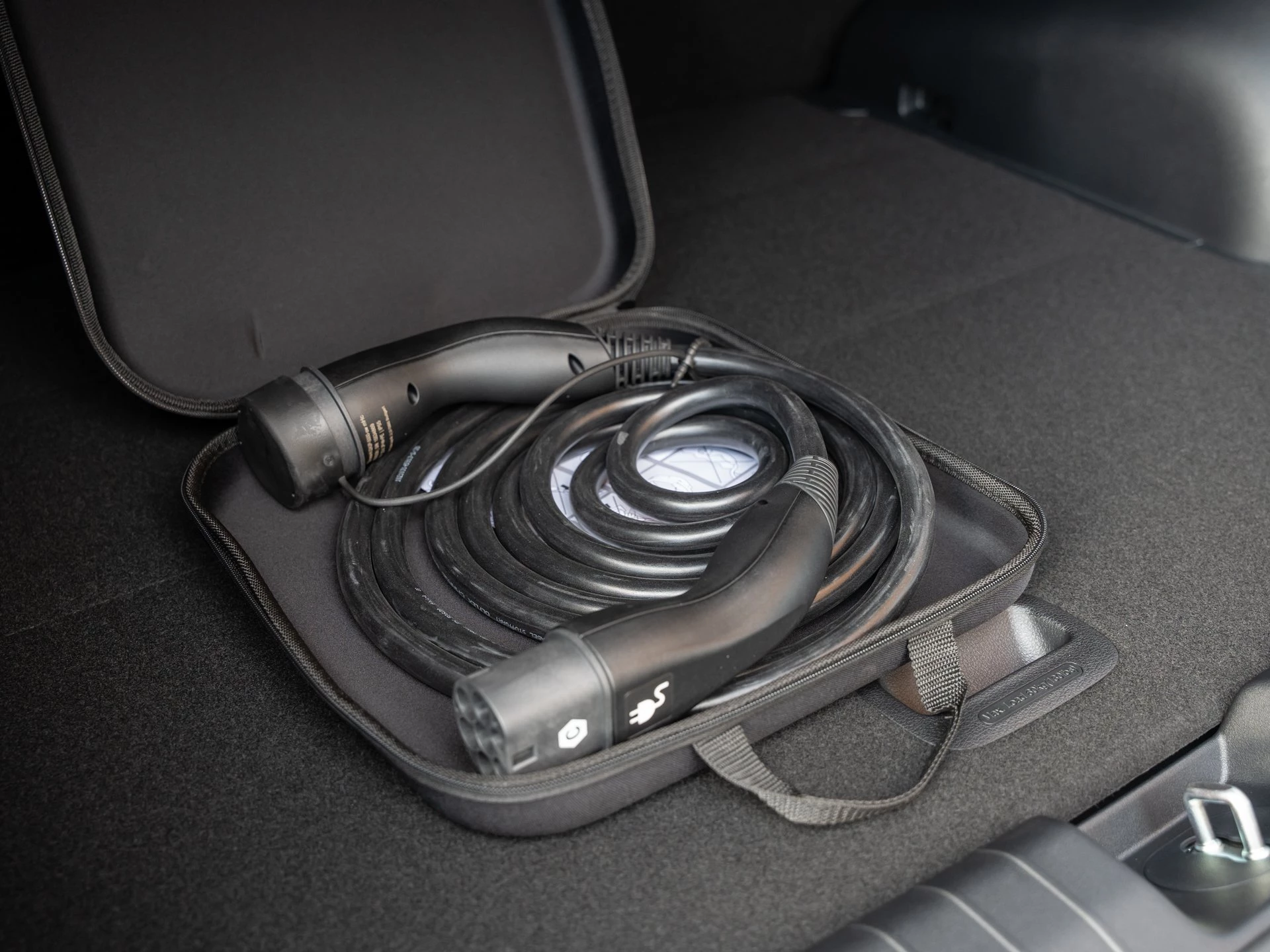 Kia EV4 Fastback | GT-line | 81.0kWh | ACC | NAVI | LED | SHZ | LEDER | 360GRAD | HUD