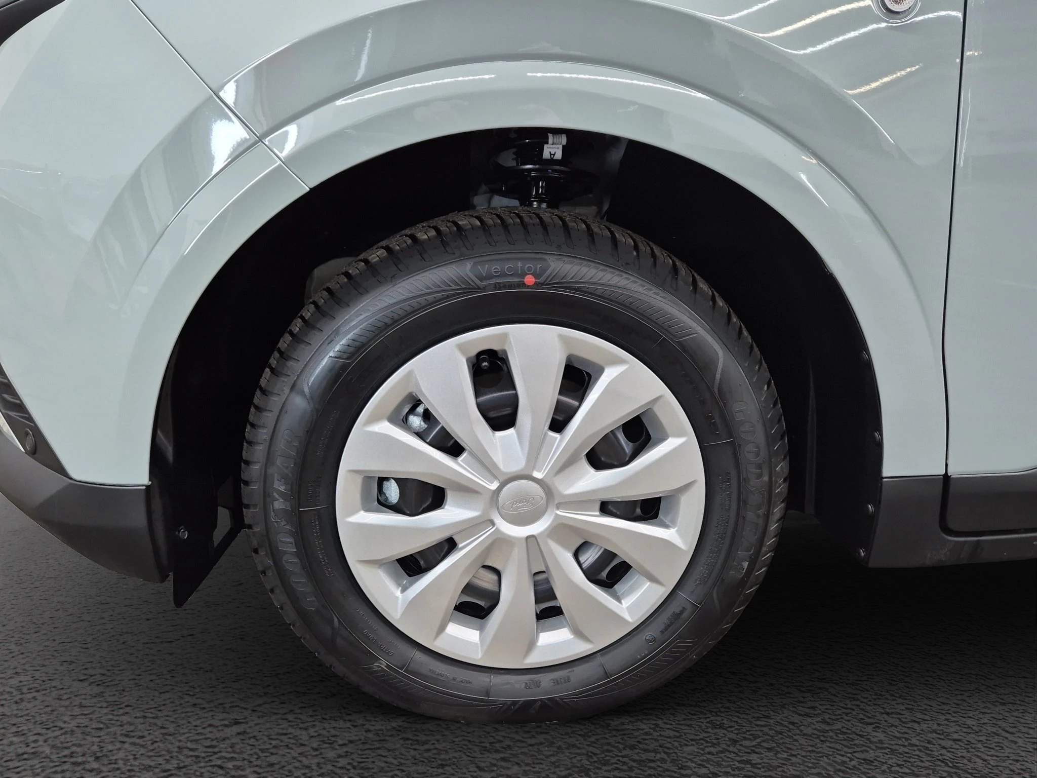 Ford Tourneo Courier Trend 1.0 EcoBoost 92 kW Kompaktvan. 5-türig