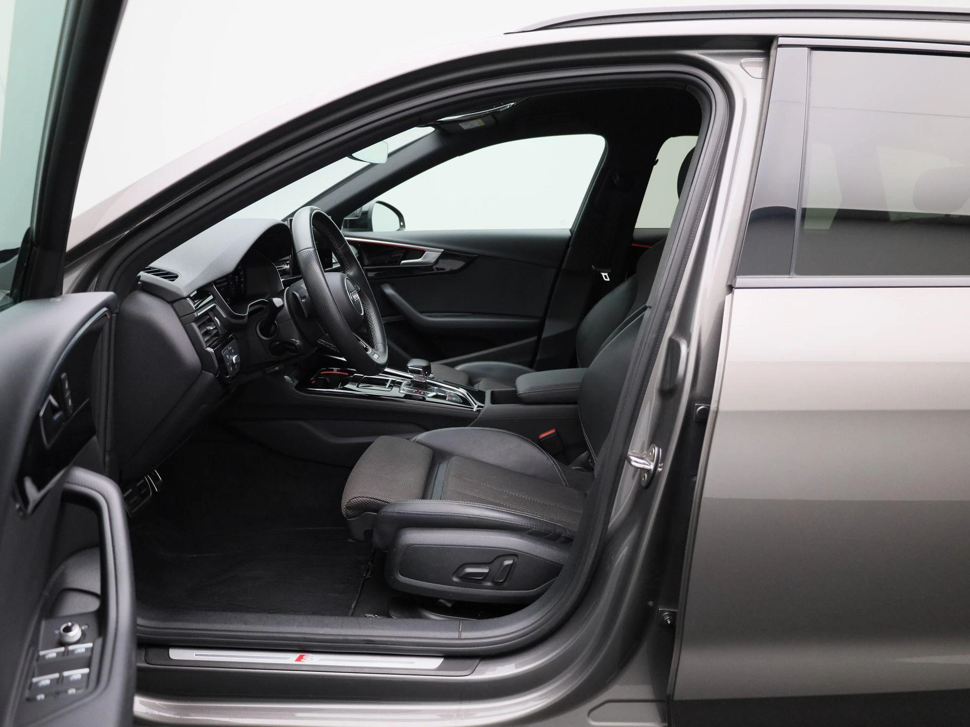 Audi-A4-image-9