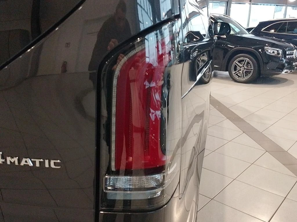 Mercedes-Benz-V-Klasse-image-18