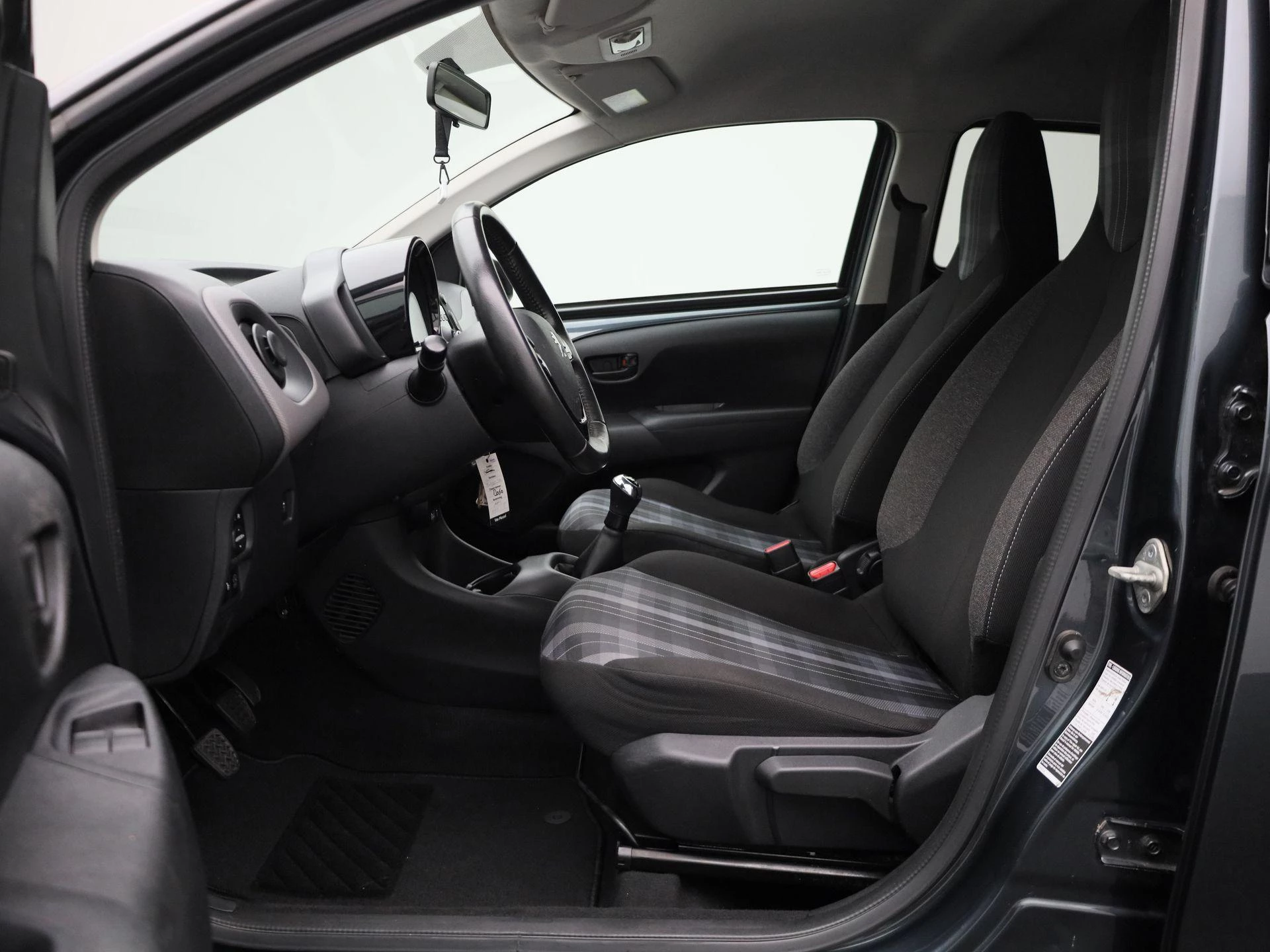 Peugeot-108-image-10
