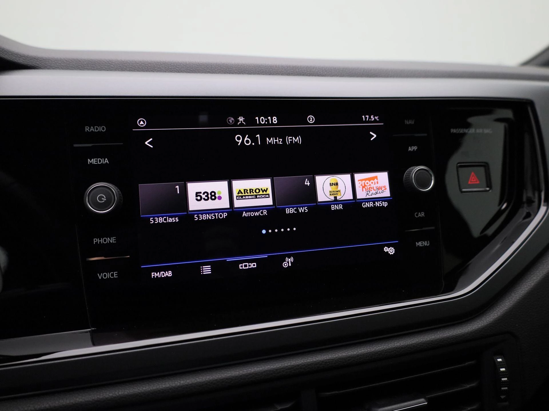 Volkswagen-Polo-image-15
