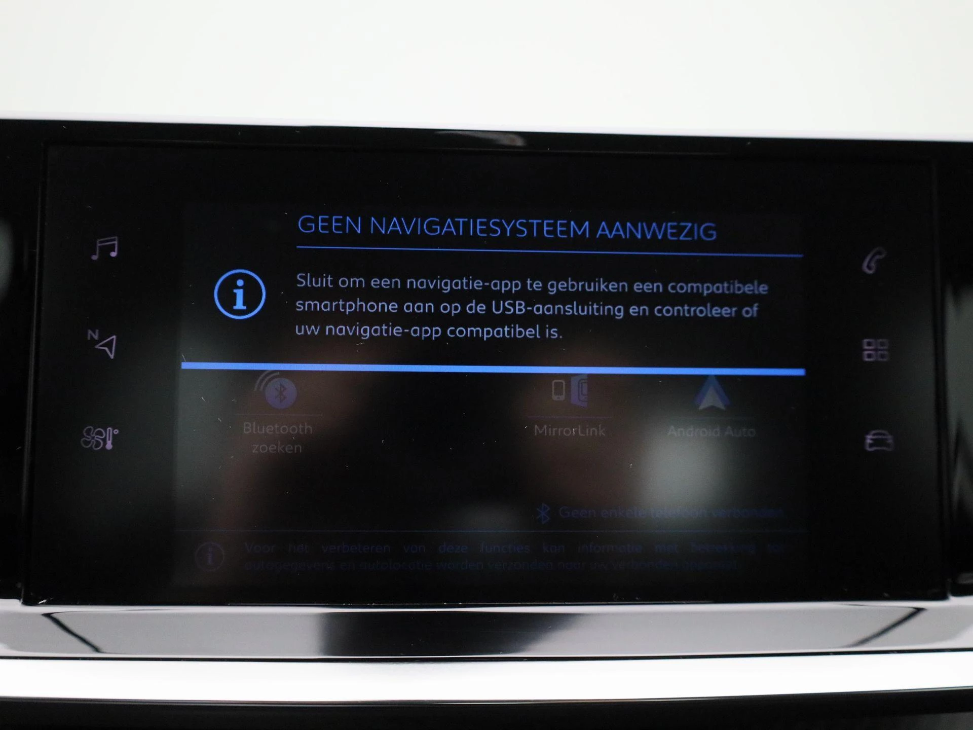 Peugeot-208-image-17