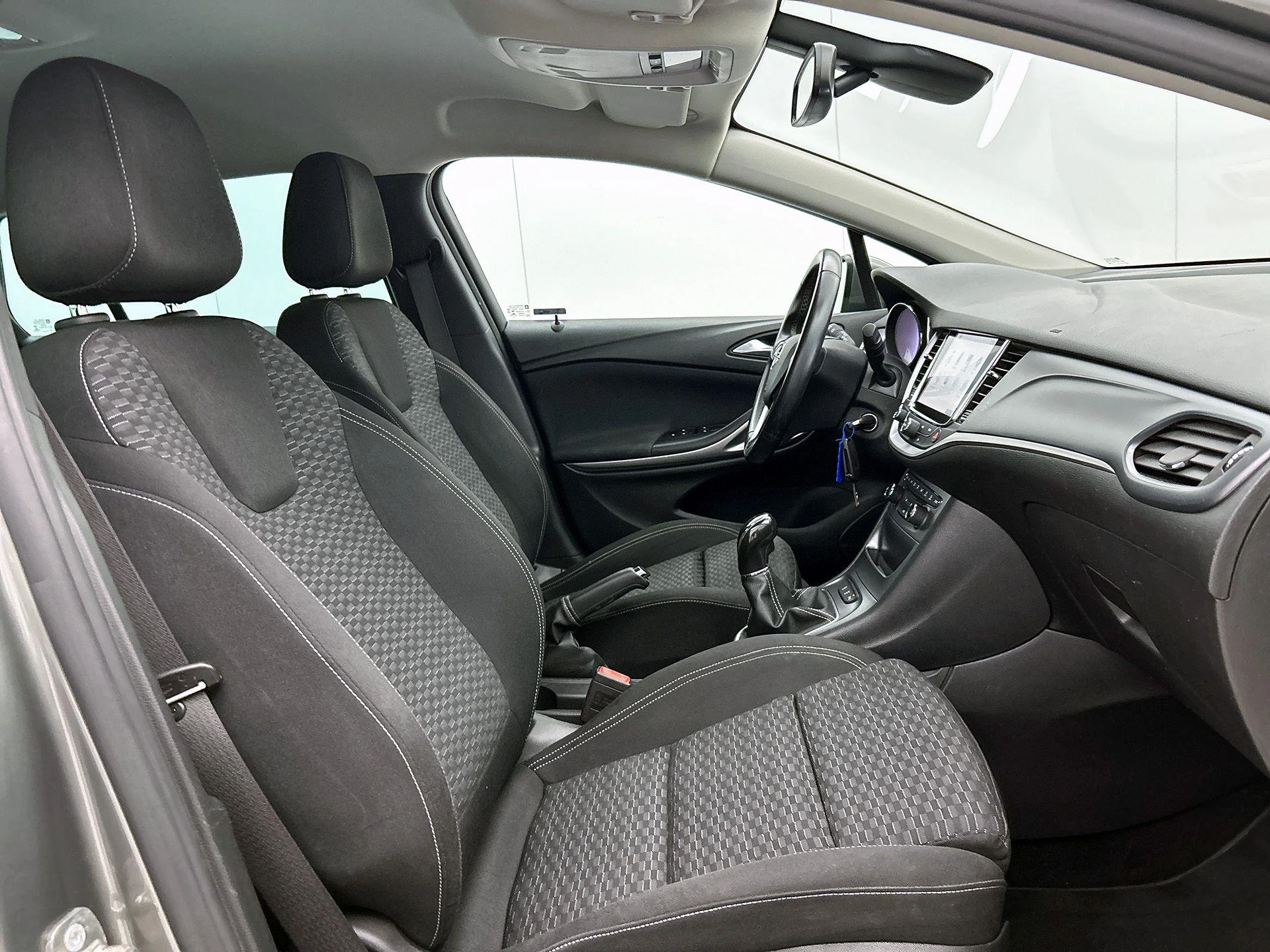 Opel-Astra-image-35