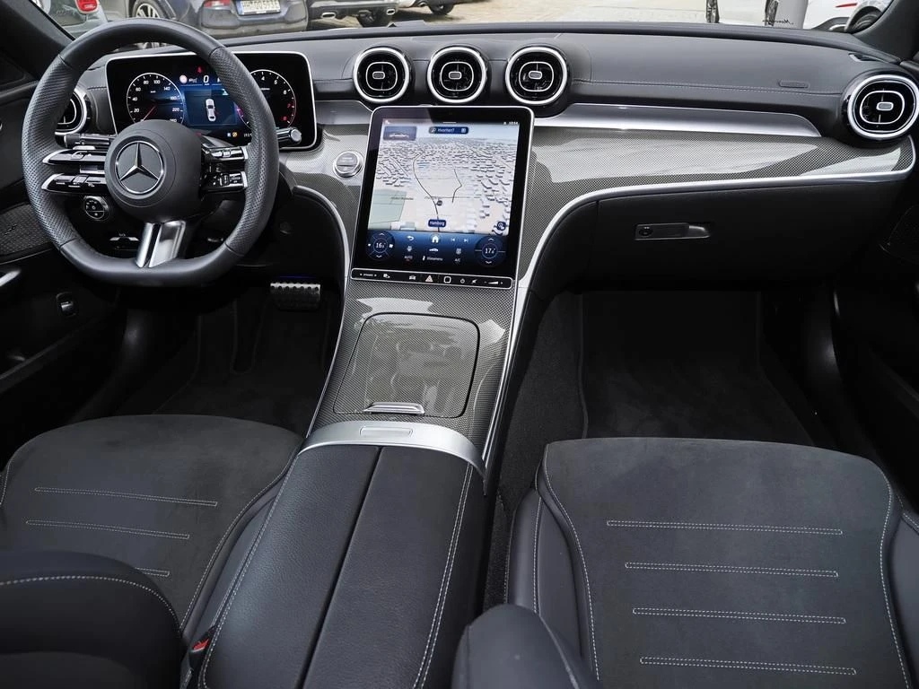 Mercedes-Benz-C-Klasse 300-image-13