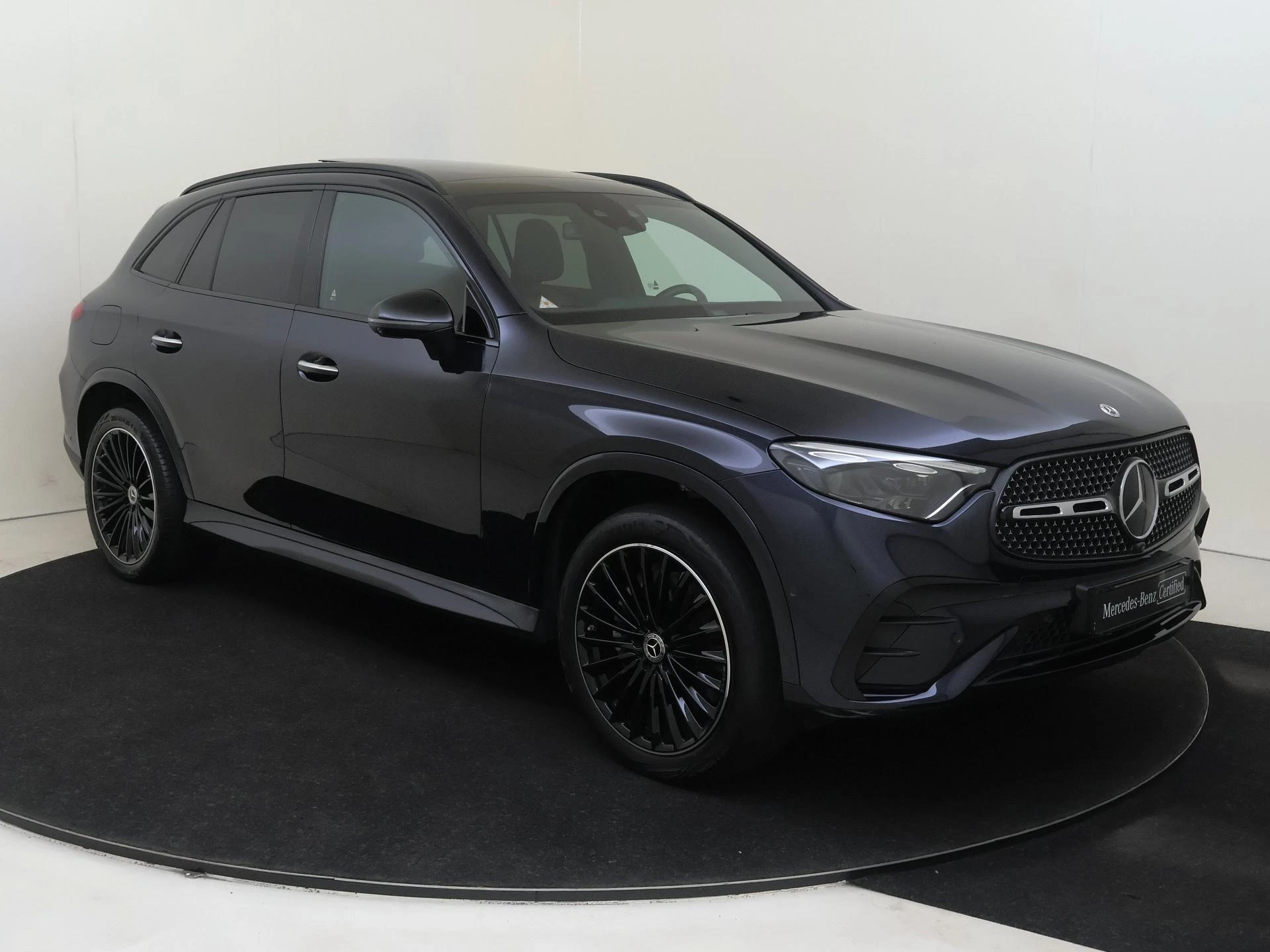 Mercedes-Benz-GLC-image-4