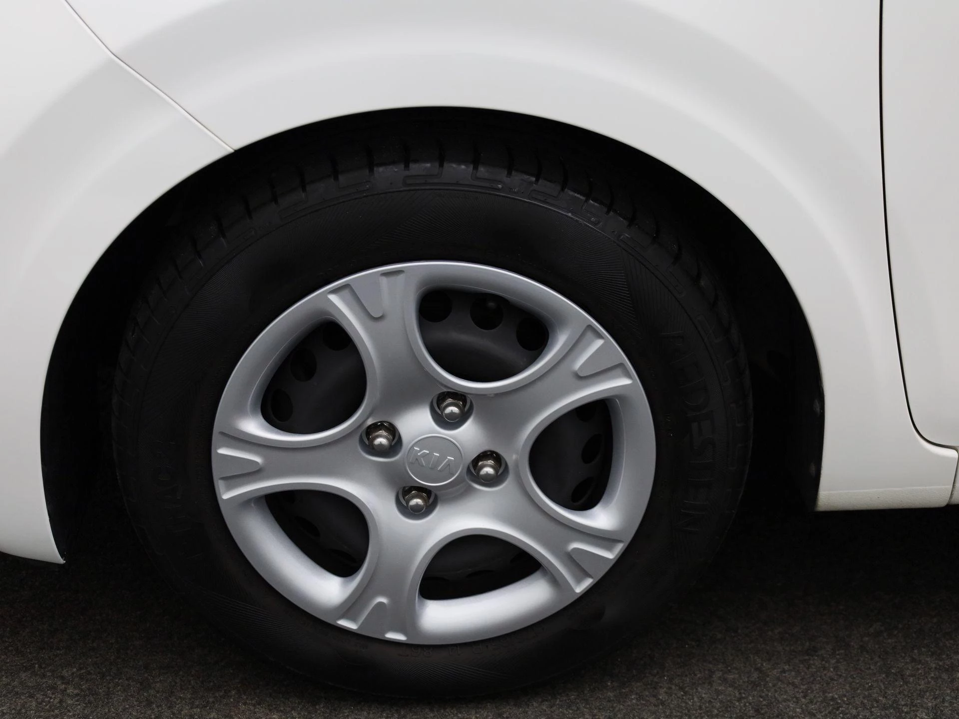 Kia-Picanto-image-10