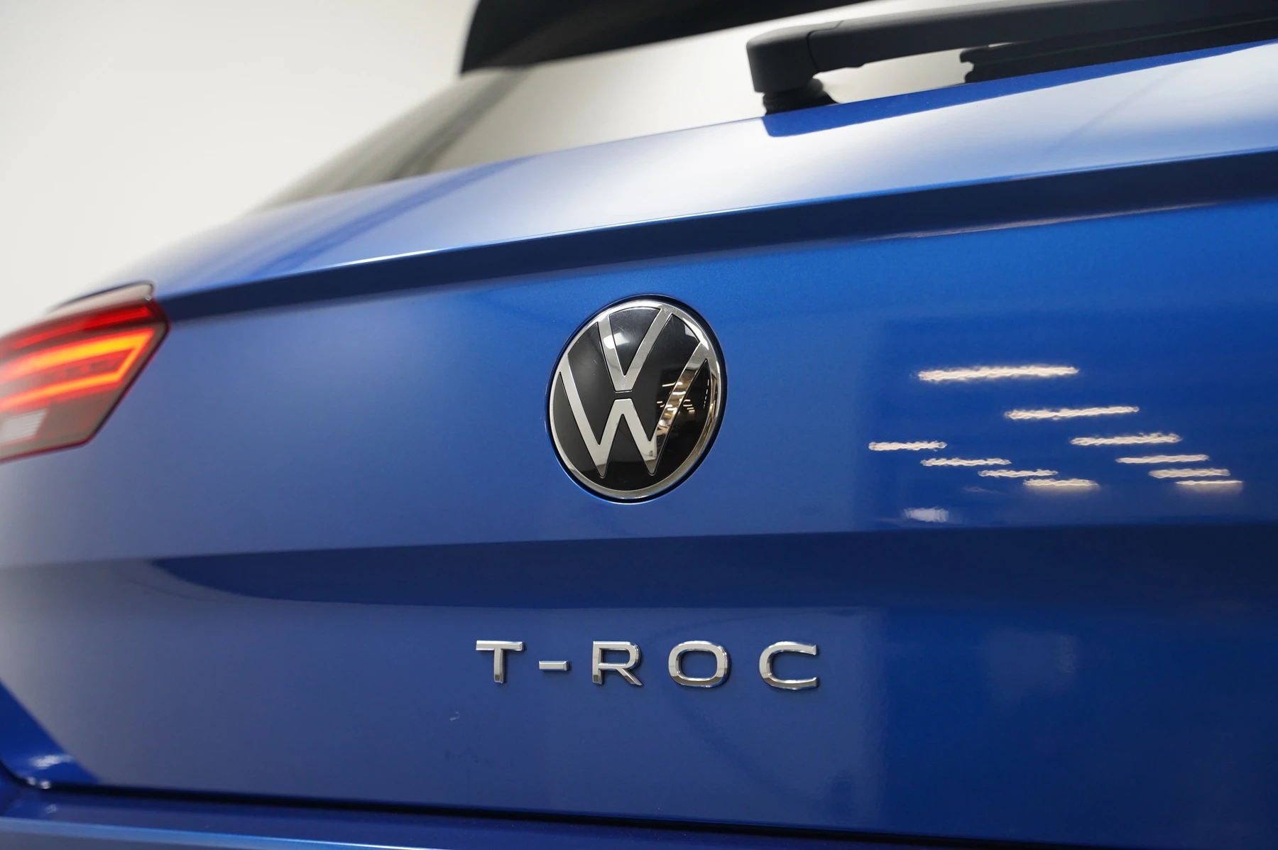 Volkswagen-T-Roc-image-35