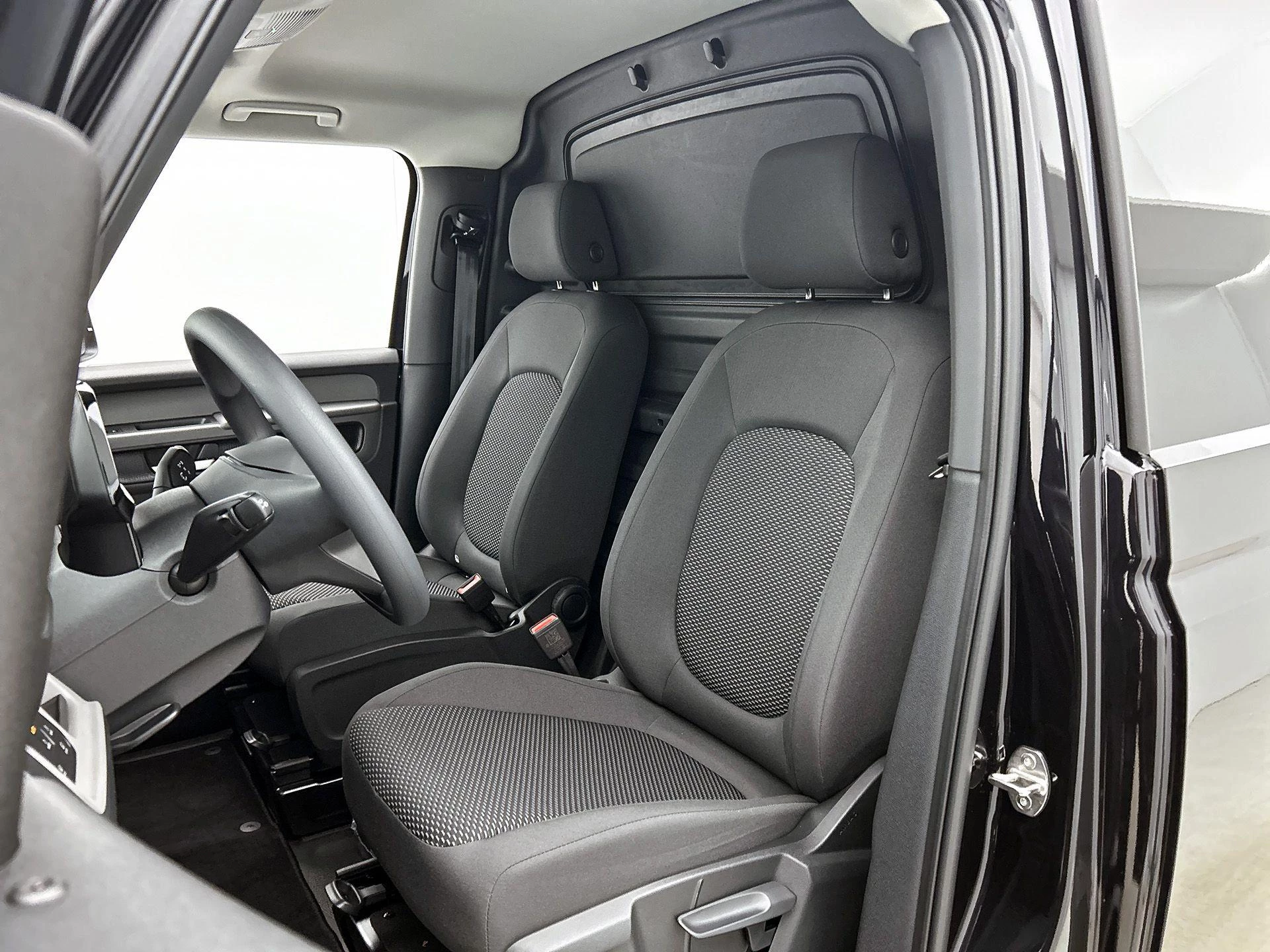 Volkswagen-ID. Buzz Cargo-image-29