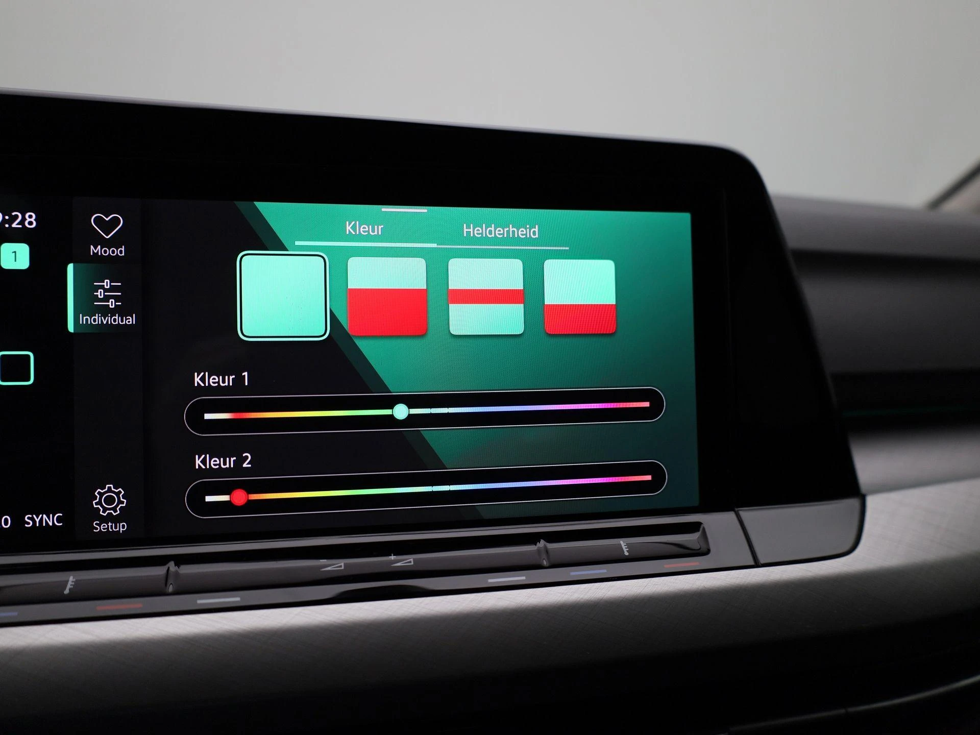 Volkswagen-Golf-image-32