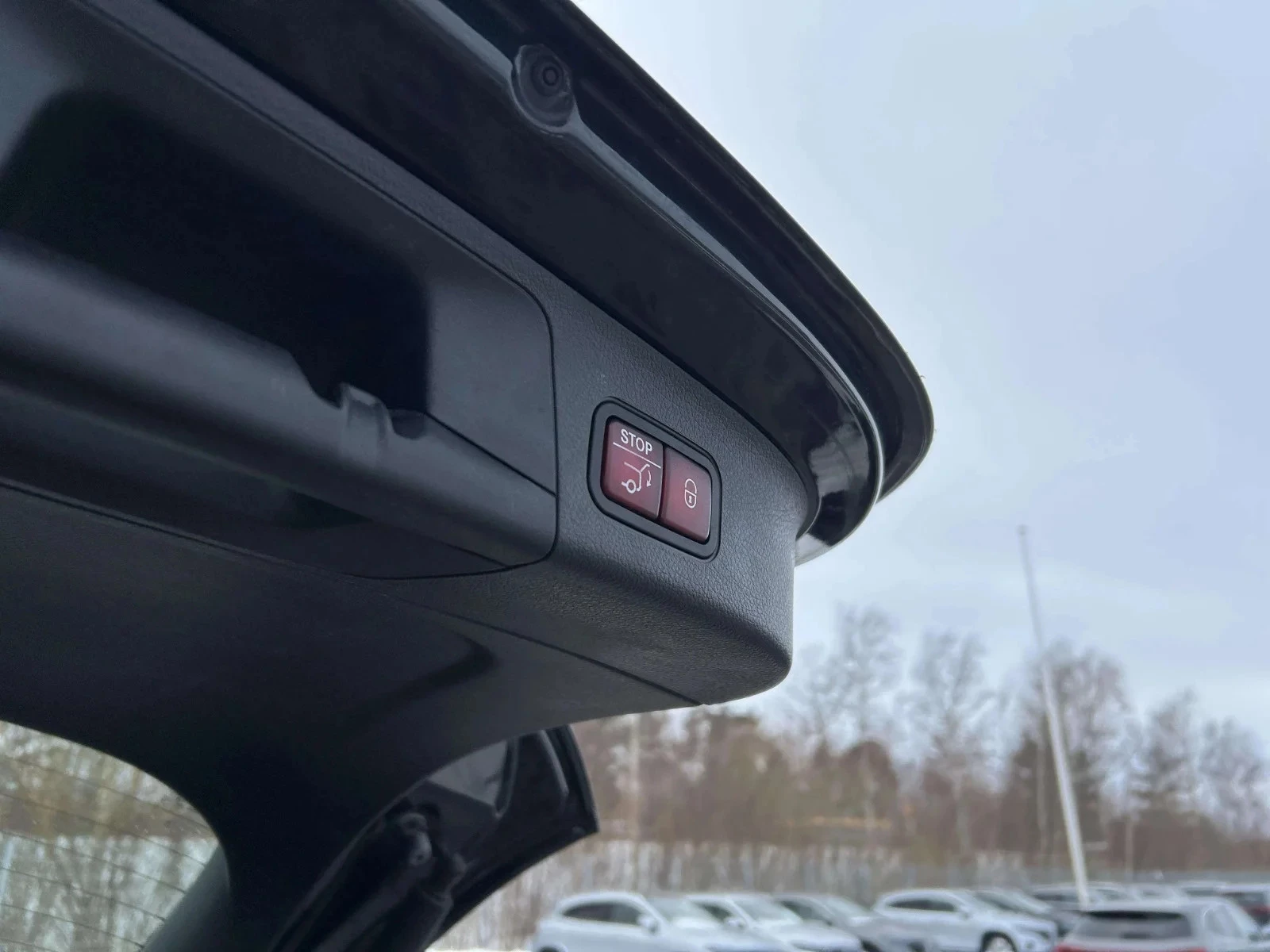 Mercedes-Benz-EQA-image-21