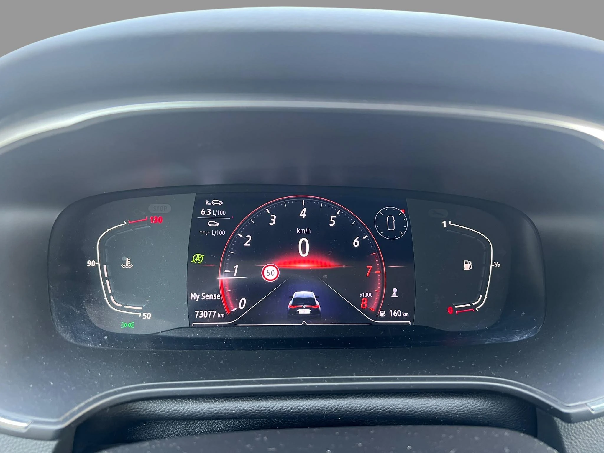 Renault-Mégane Grand Tour-image-15