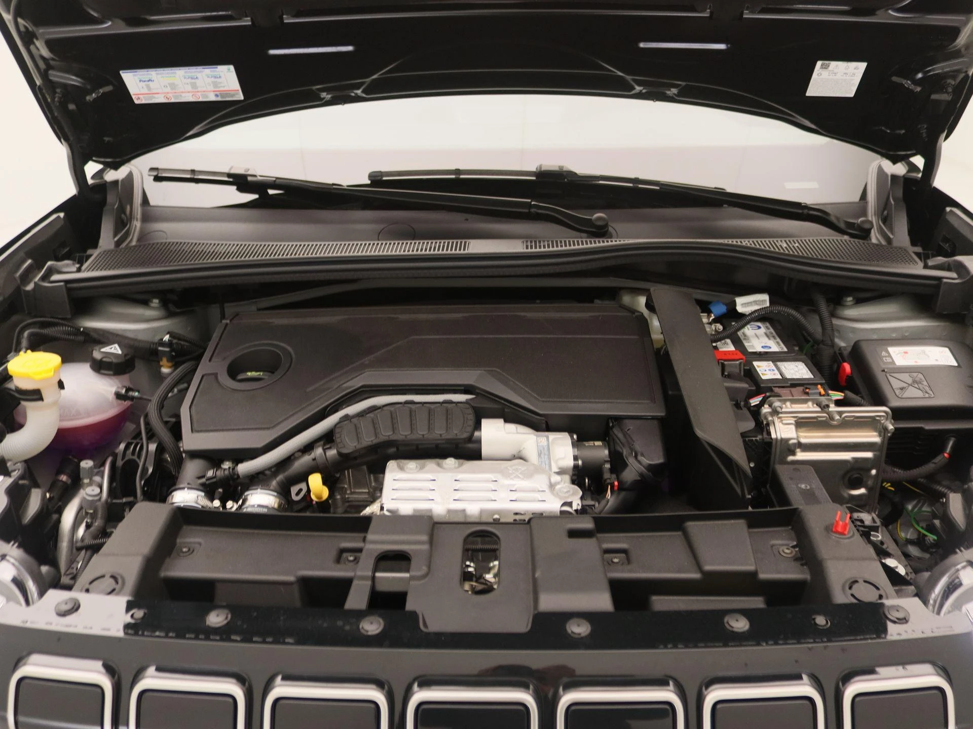 Jeep-Avenger-image-25