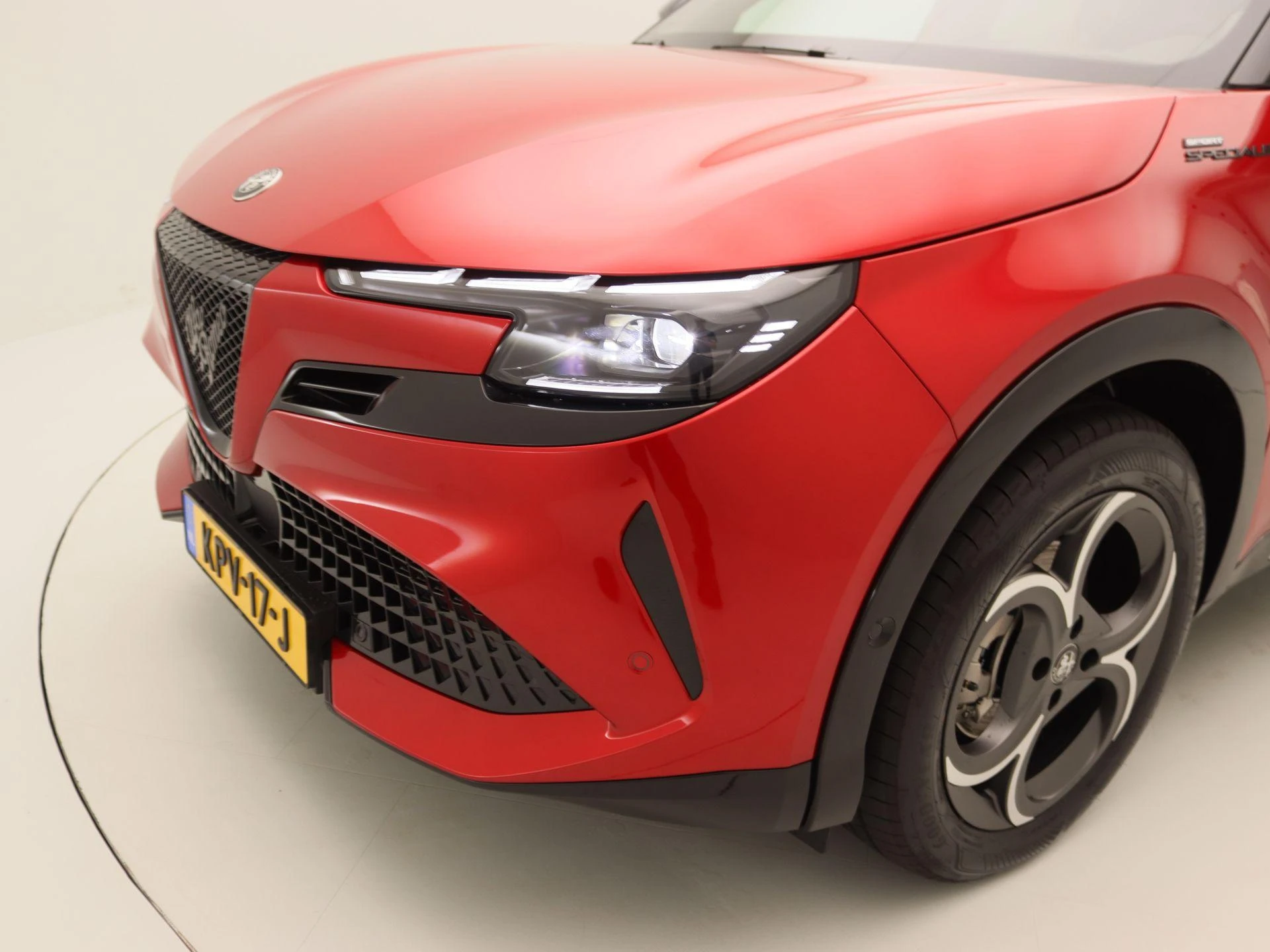Alfa Romeo-Junior-image-16