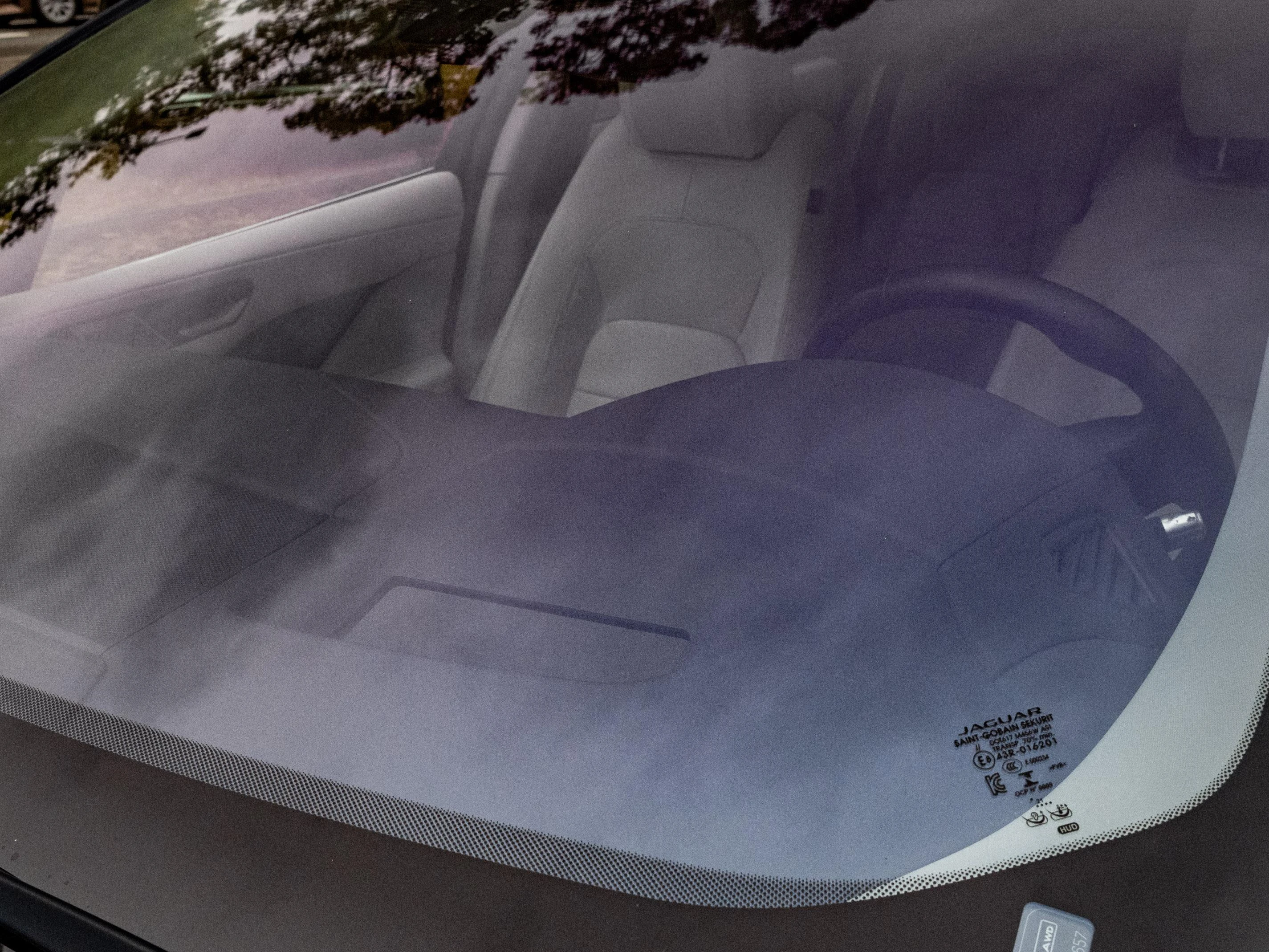 Jaguar-I-PACE-image-12