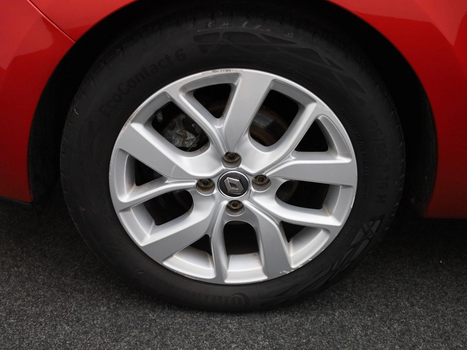 Renault-Clio-image-13