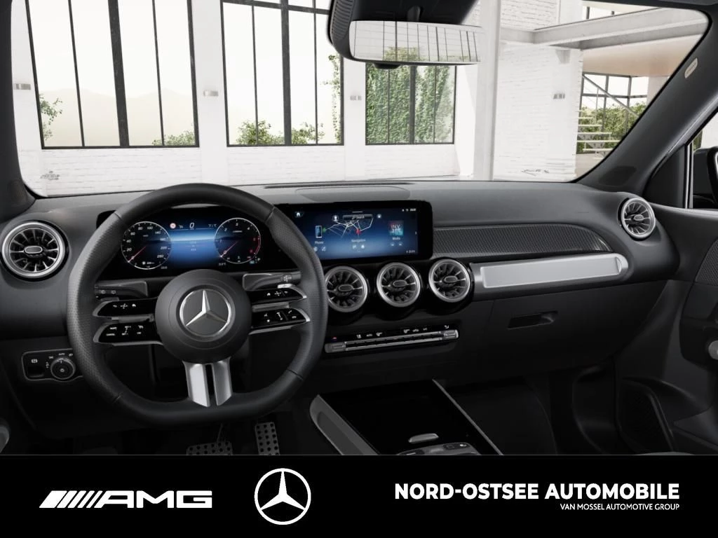 Mercedes-Benz-GLB-image-2