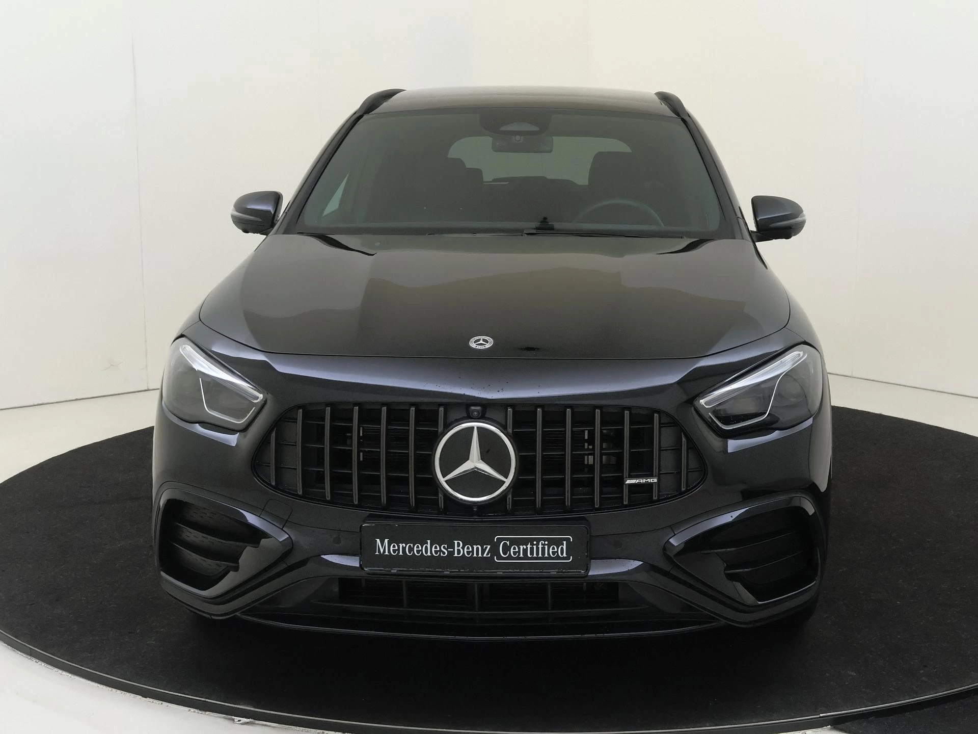 Mercedes-Benz-GLA-image-5