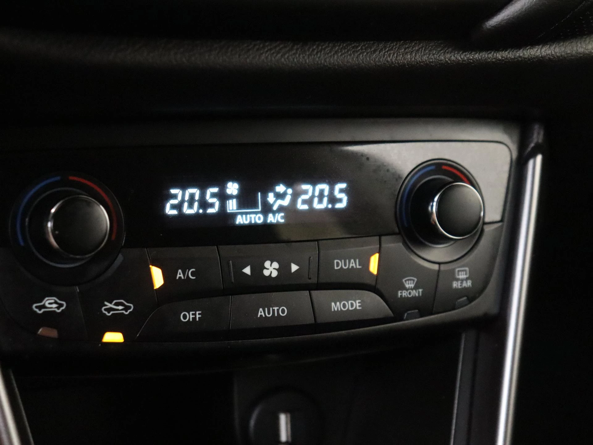 Suzuki-S-Cross-image-17