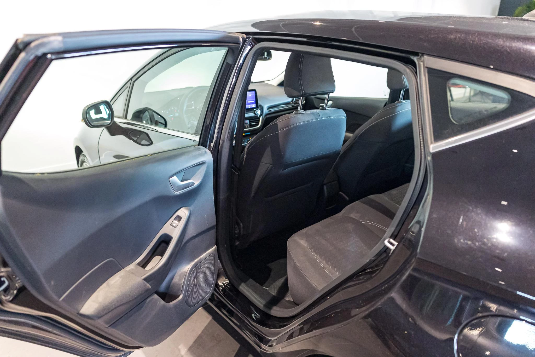 Ford Fiesta 1.0i Titanium | Winterpack | LED | LMV | Carplay