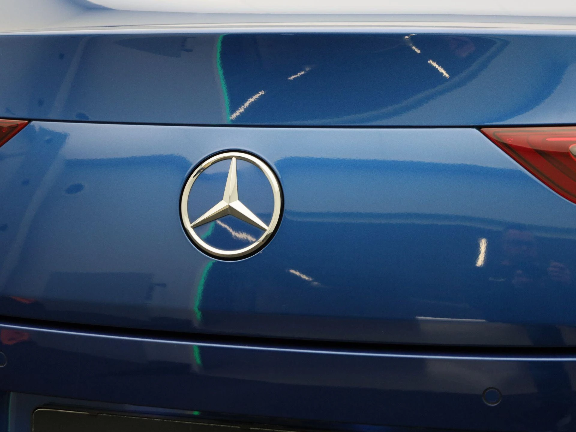 Mercedes-Benz-CLA-image-53