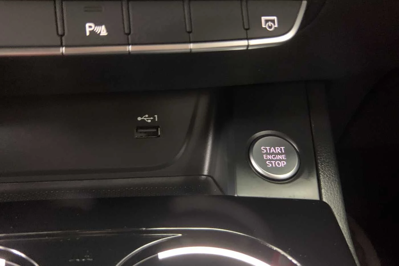 Audi-A4-image-24