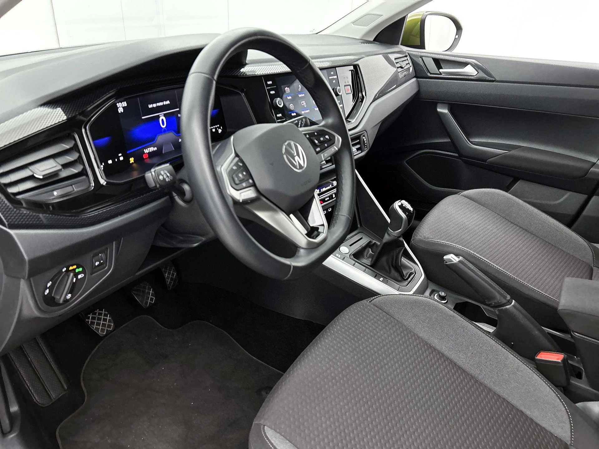 Volkswagen-Taigo-image-13