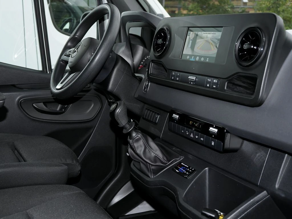Mercedes-Benz-Sprinter 315-image-8