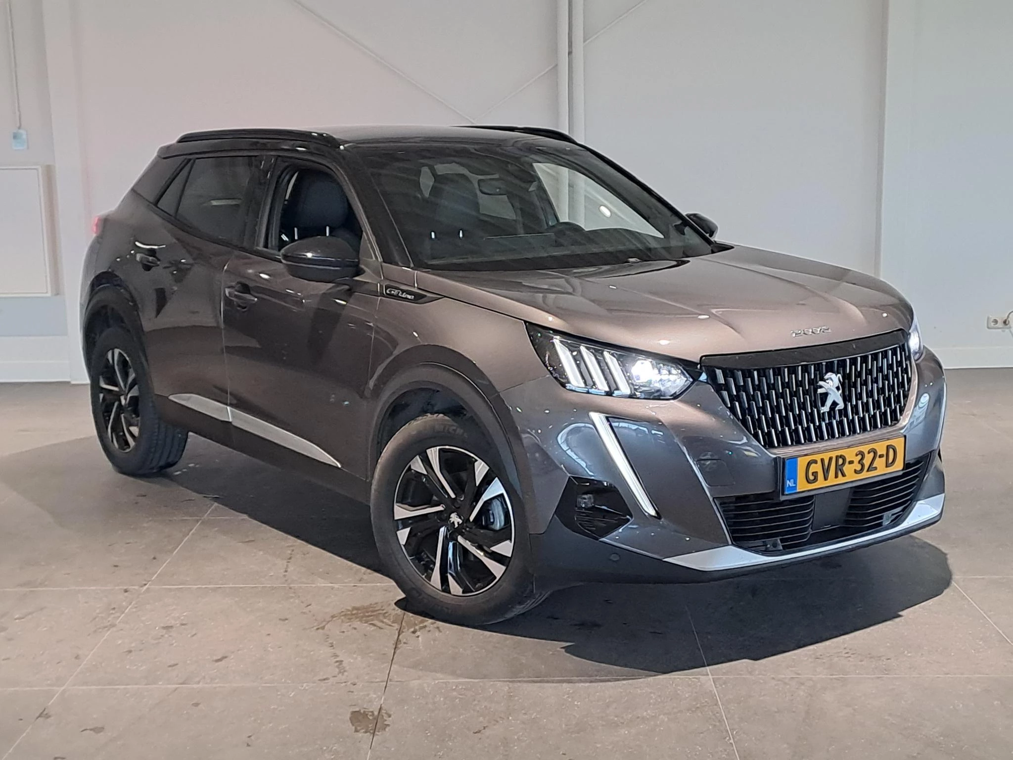 Peugeot-2008-image-2