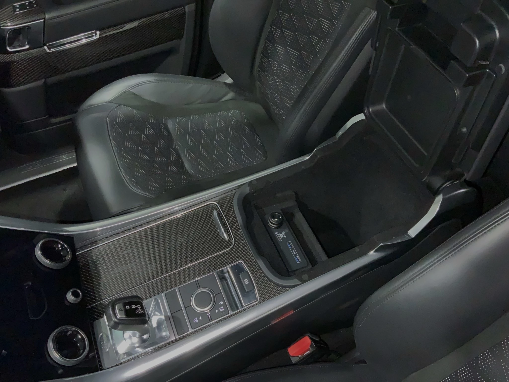 Land Rover-Range Rover Sport-image-22