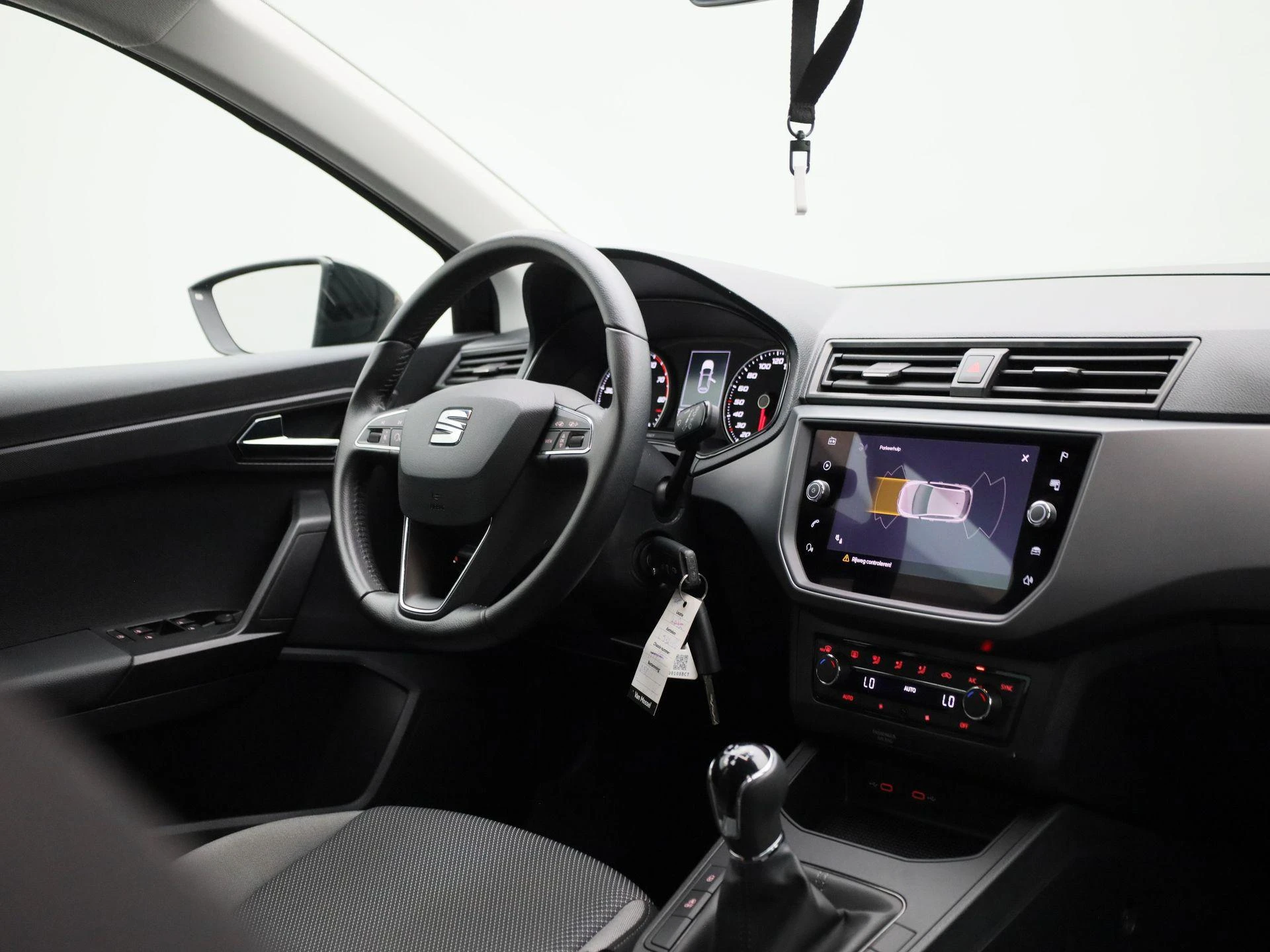SEAT-Ibiza-image-31