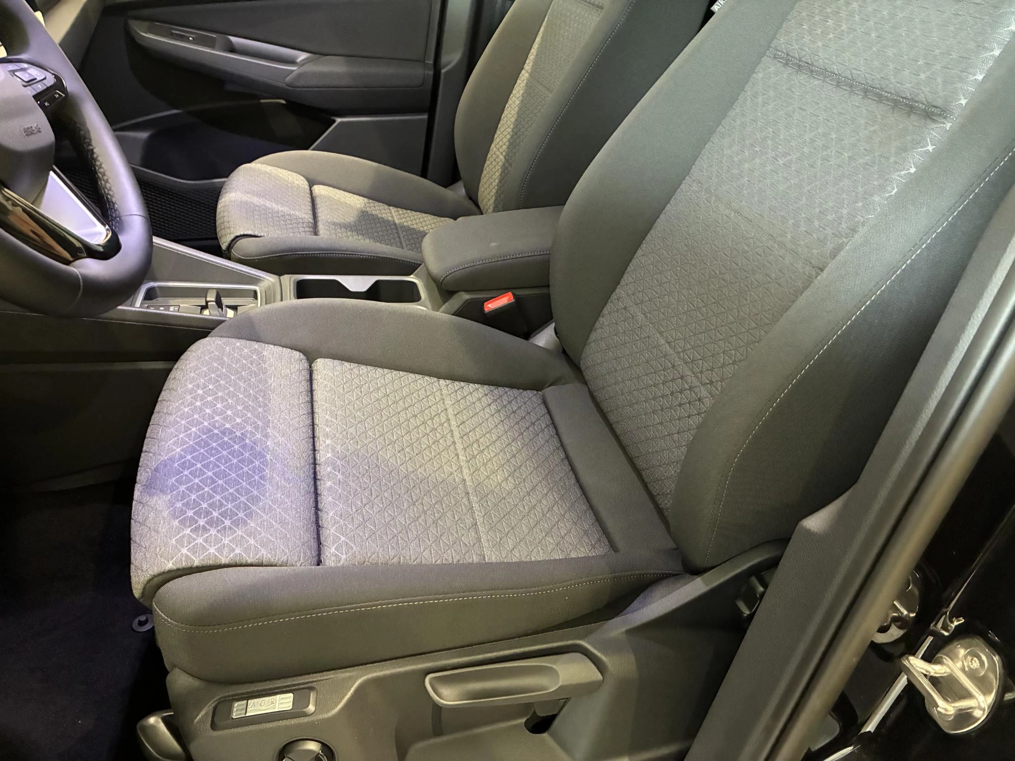 Ford Tourneo Connect 1.5 EcoBoost PHEV L2 Limited/Titanium