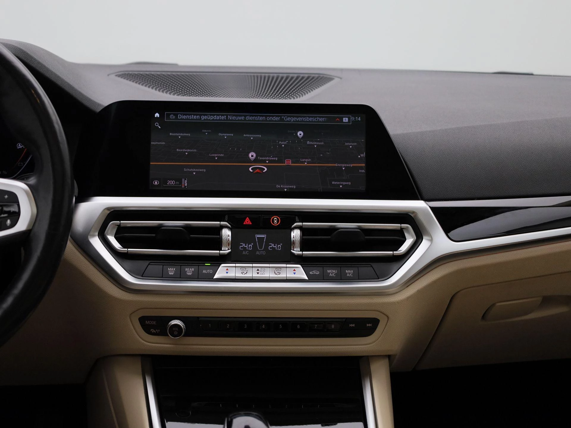 BMW-3 Serie-image-9