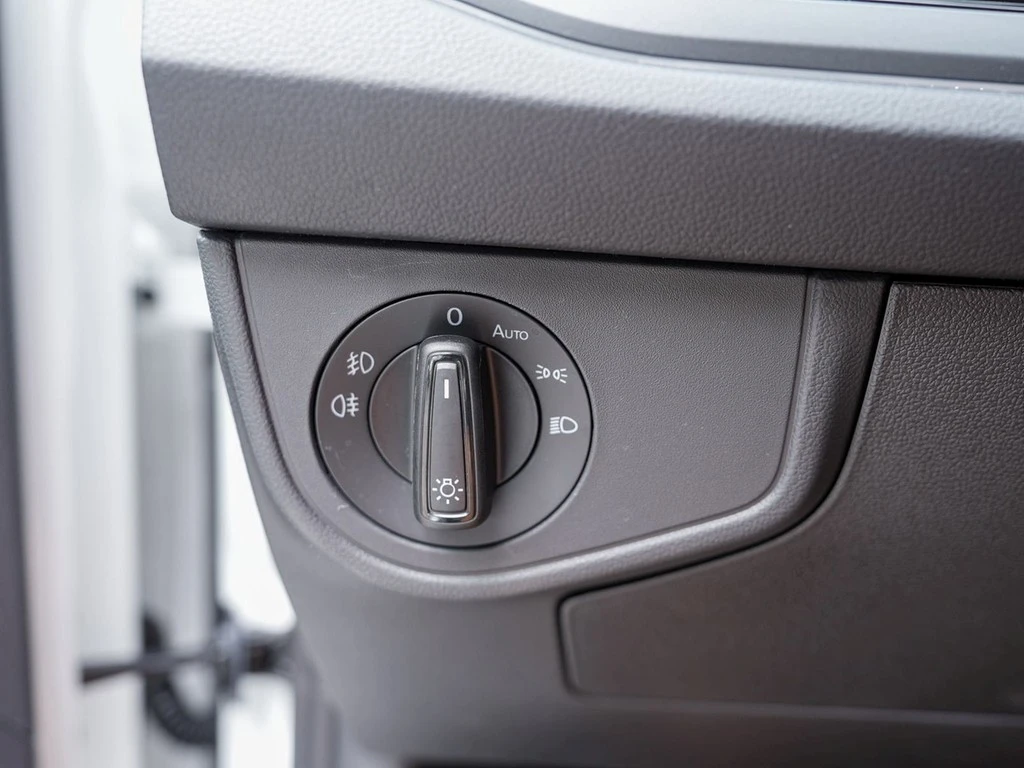 Volkswagen-Taigo-image-18