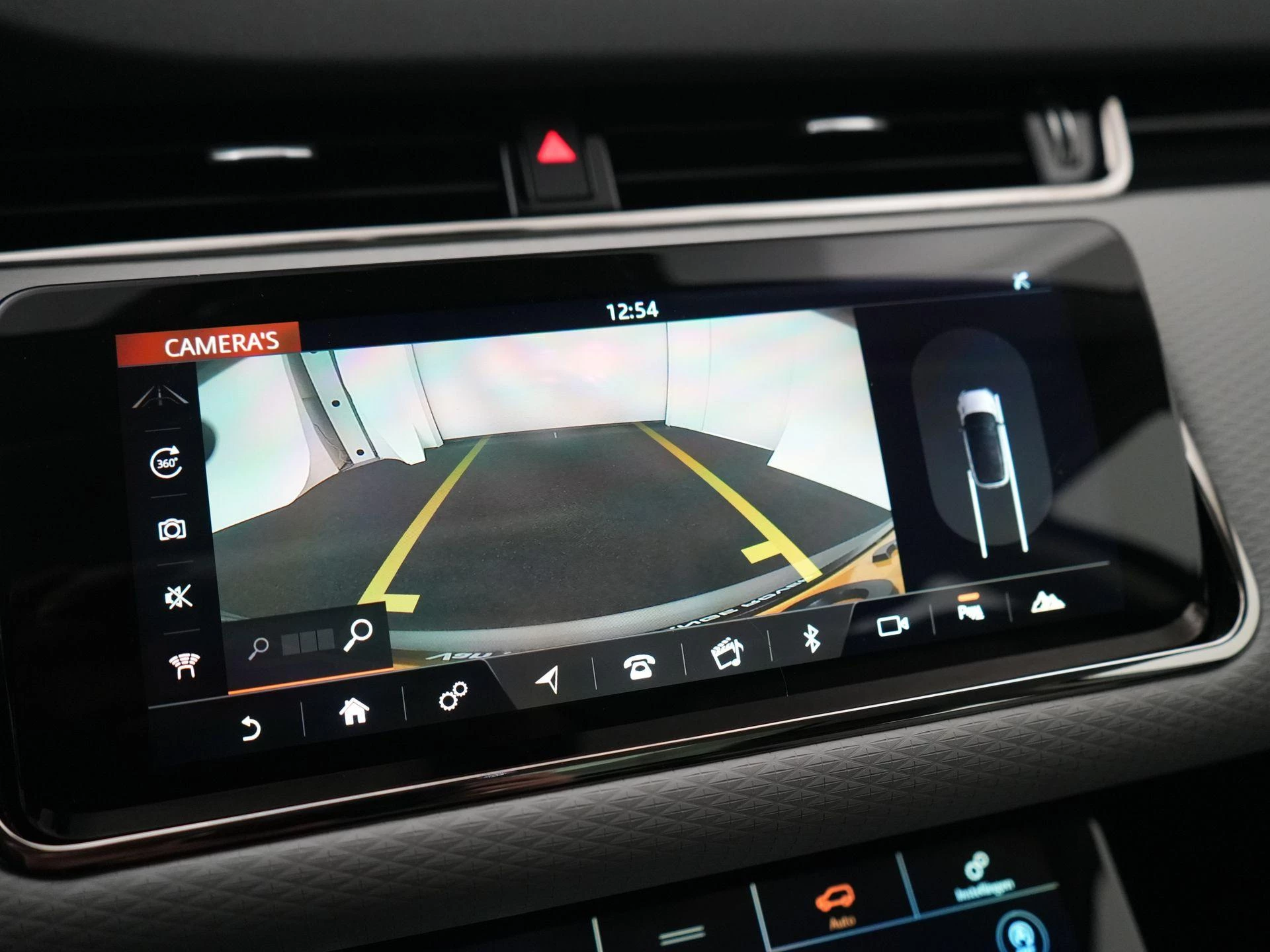 Land Rover-Range Rover Evoque-image-30