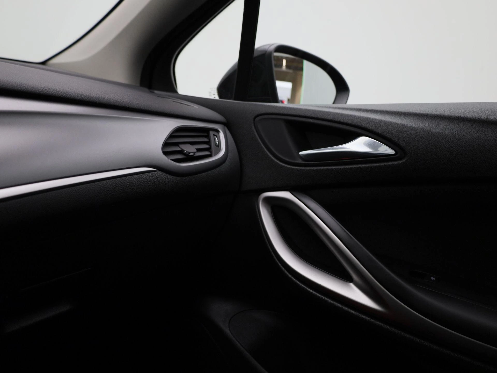 Opel-Astra-image-26