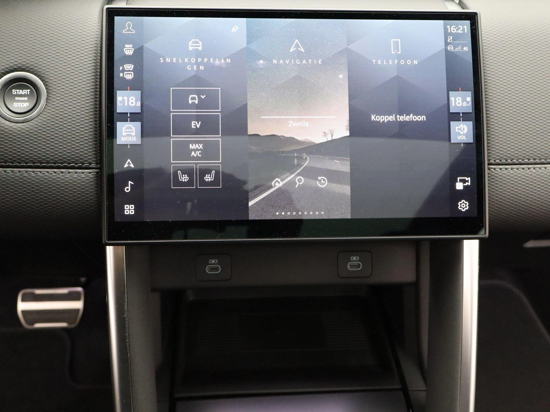 Land Rover-Discovery Sport-image-8