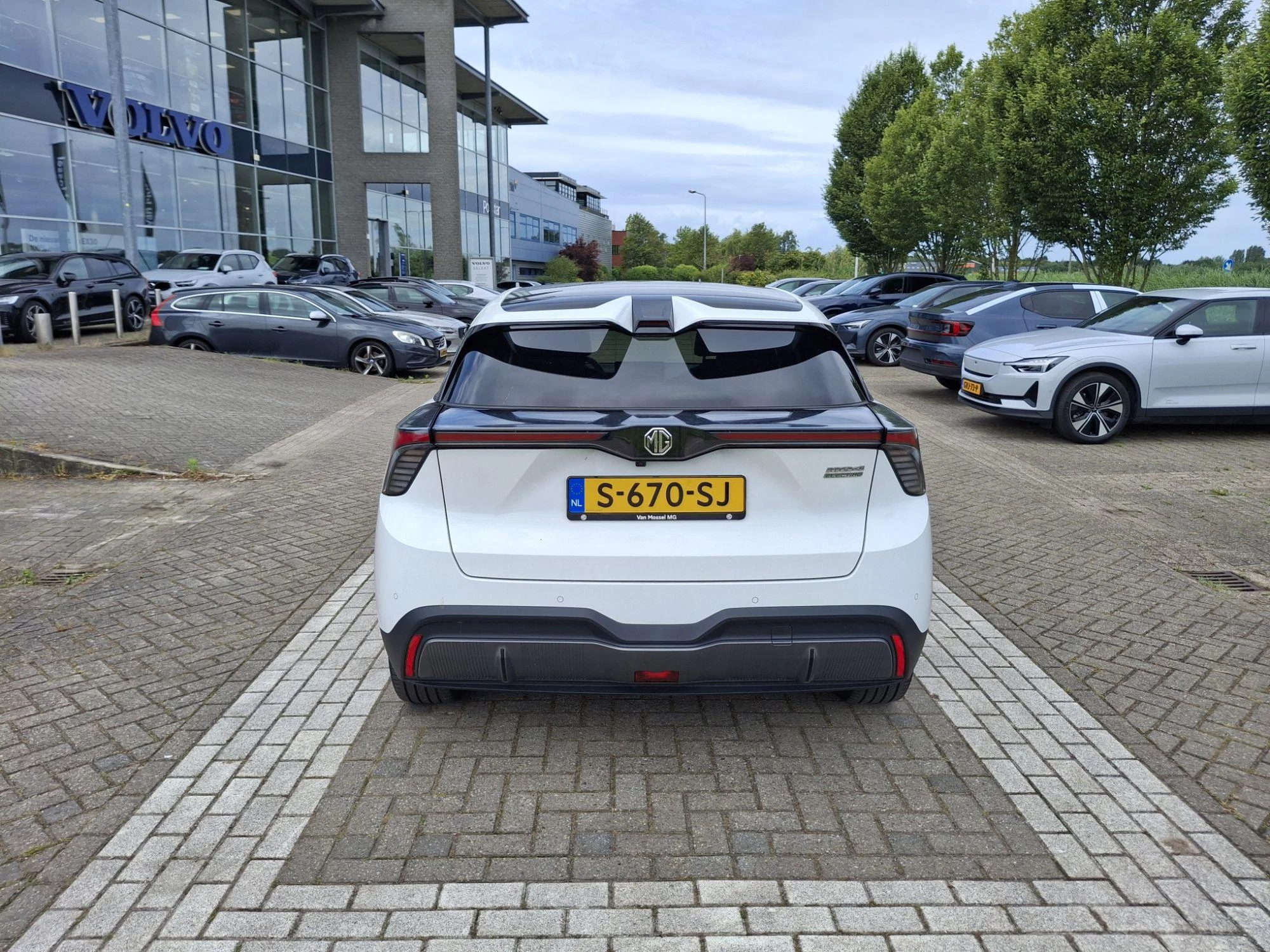MG MG4 EV Electric Luxury 64 kWh