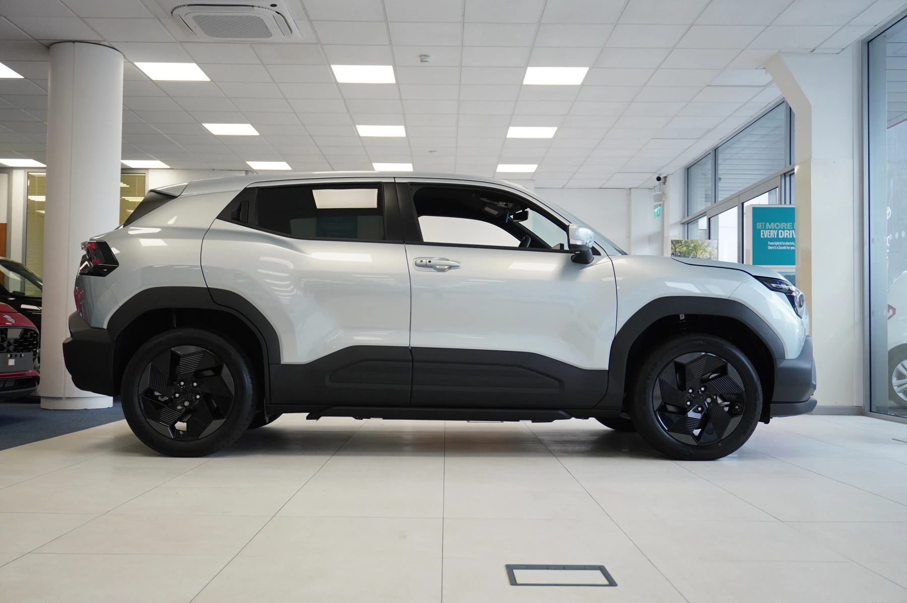 Suzuki-e Vitara-image-3